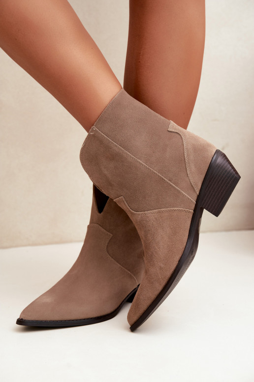 Damen Stiefeletten im Cowboy-Stil mit Absatz aus natürlichem Veloursleder sandfarben Norelle
