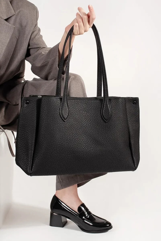Schwarze Kunstleder-Handtasche