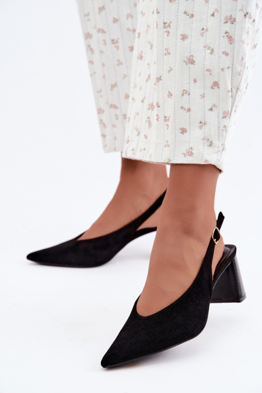 Schuhe mit offenem Absatz in schwarzer Sorenia