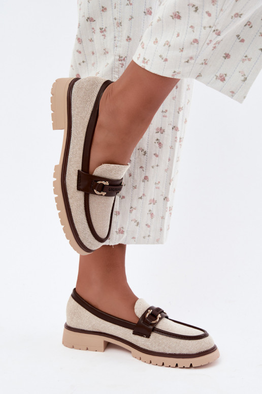 Damenmokassins mit eleganten Details in Sand- und Braunfarbe Brika
