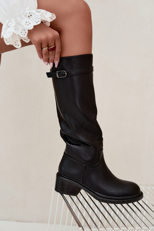 Damenstiefel mit niedrigem Absatz bis zum Knie mit Schnallen in schwarzer Farbe Orlisa