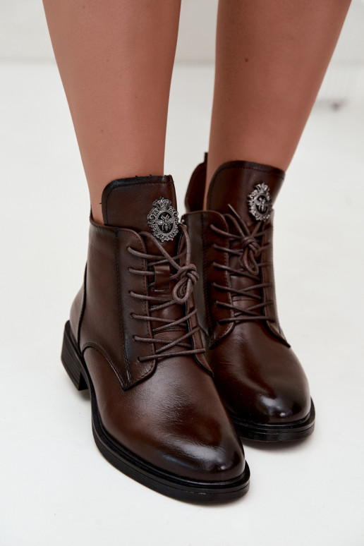 Leonise gefütterte schokoladenbraune Stiefeletten mit breiten Absätzen und Ornamenten