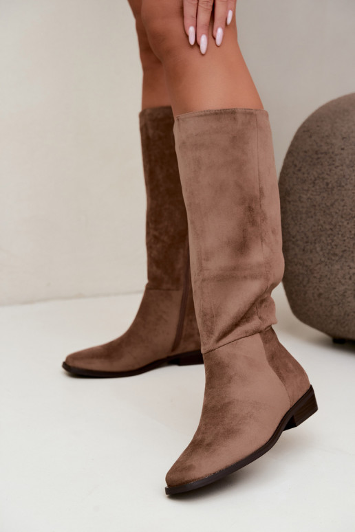 Damen lange Stiefel auf niedrigem Absatz in Sand Feretta