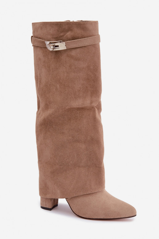 Wärmende Damenstiefel mit genähtem Schaft und Absätzen sandfarben Salia