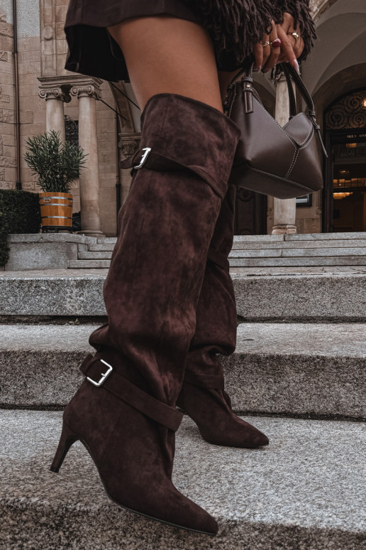 Über-Knie-Absatzstiefel mit Riemen und Schnallen in Schokoladenfarbe Tai turibel