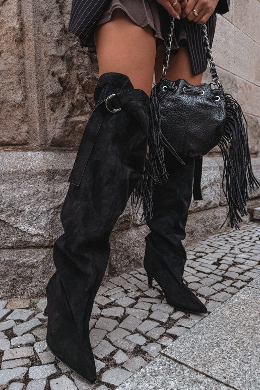 Schlüpfschuhe für Damen bis zum Knie mit Absätzen in schwarzer Farbe Rosena