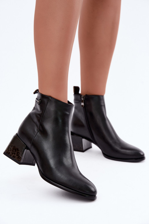 Lurelia schwarze Lederstiefeletten