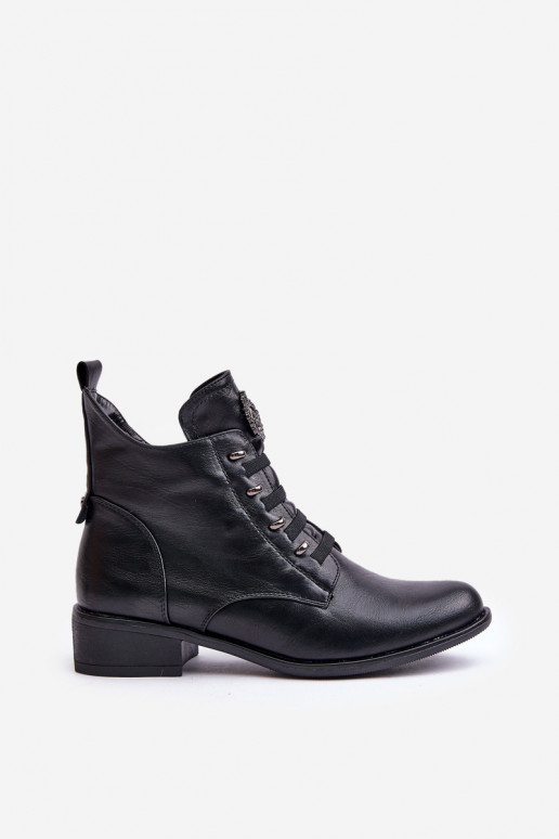 Niedrige wärmende Stiefeletten mit Ornamenten in schwarzer Farbe Nevalia