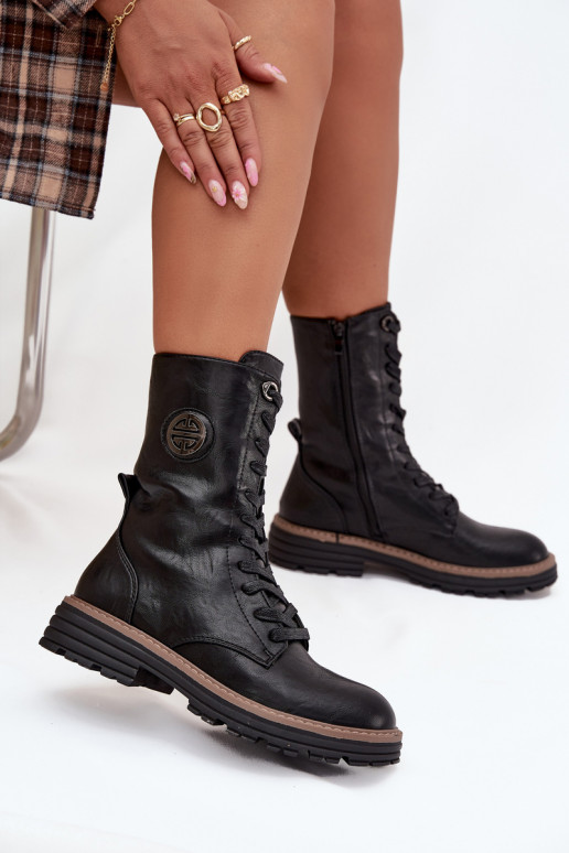 Wärmende Damen-Stiefeletten mit dekorativen Details in schwarzer Farbe Dorialine