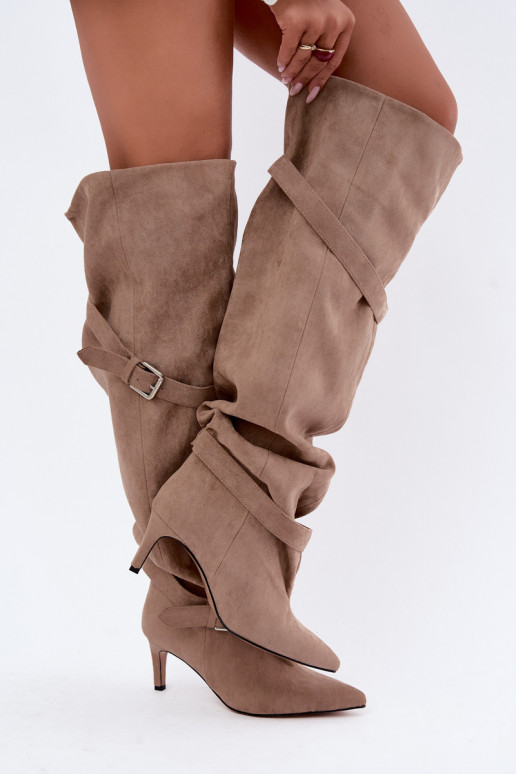 Über-Knie-Absatzstiefel mit Riemen und Schnallen in Sandfarbe Tai turibel