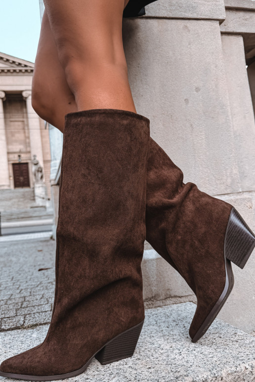 Slip-On kniehohe Stiefel mit Absatz, spitz, braun Blenia