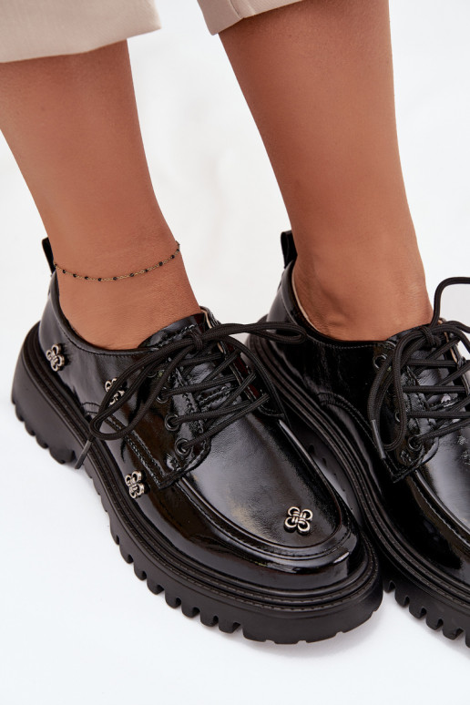 Lackleder-Damenschuhe mit Schnallen in Schwarz Artiker 57C0333