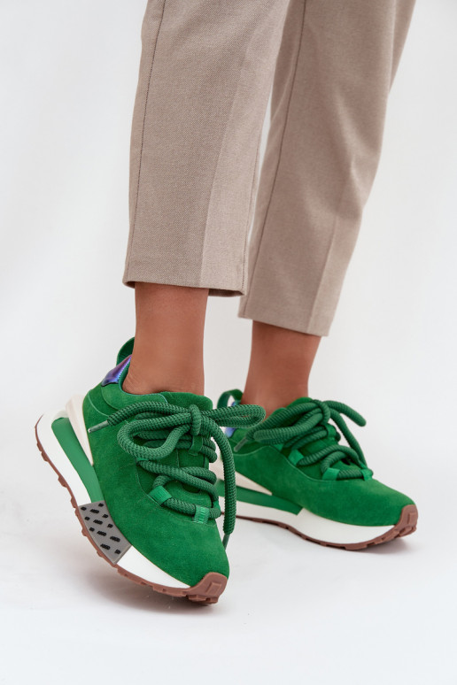 Kunstveloursleder-Damensneaker mit Plateau und dicken Schnürsenkeln in Grün Artiker 55C0136