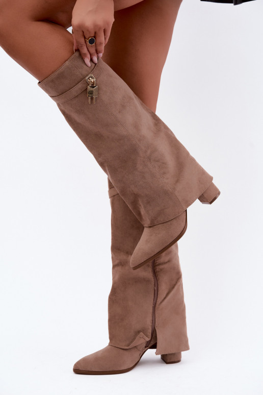 INarme Stiefel mit Absätzen INyZuinięta CholeZuka goldene Farbe Ozdoba Beige Danessa