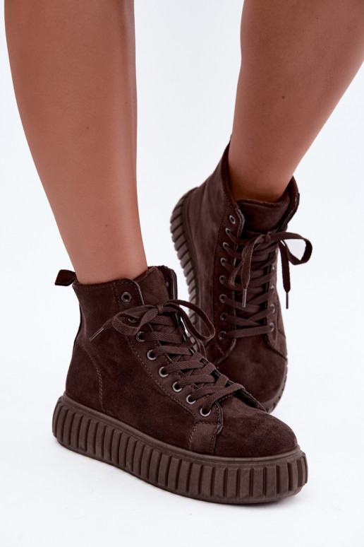 Warmes Freizeitschuhwerk aus Kunstsuede mit Plattform in brauner Farbe Isaria