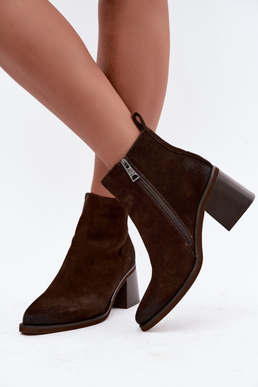 Wärmende Stiefeletten aus Kunstleder mit Absatz Vinceza in Schokoladenfarbe