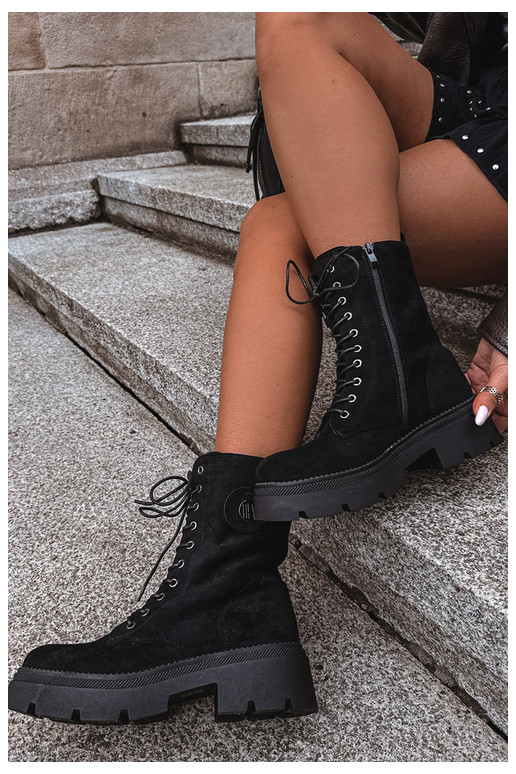 Warme schwarze Damen Stiefeletten aus Kunstveloursleder Livela