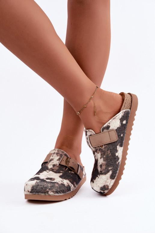 Braune Damen-Clogs mit Schnallen Inblu DJ000016
