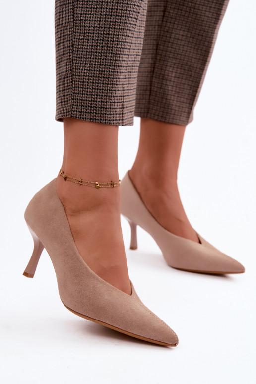 Sandfarbene hochhackige Schuhe mit dekorativer Stickerei Sedria