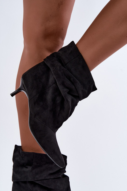 Schlüpfschuhe Stiefeletten mit Absätzen in Schwarz Loralia
