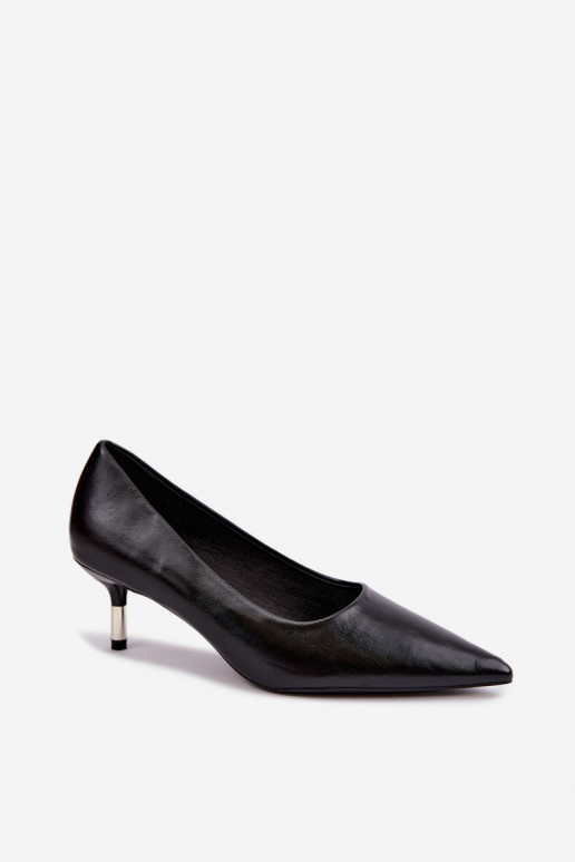 Schuhe mit niedrigem Absatz in Schwarz Pelina