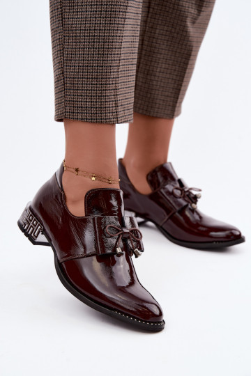 Lackierte Schuhe mit niedrigem Absatz und Schleifen in Bordeauxfarbe Zazoo 1399 2