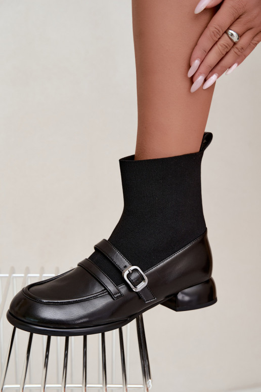 Stiefel Haut mit sockenartiger Innensohle Es mussciejka K7766-01 schZuarze Farbe
