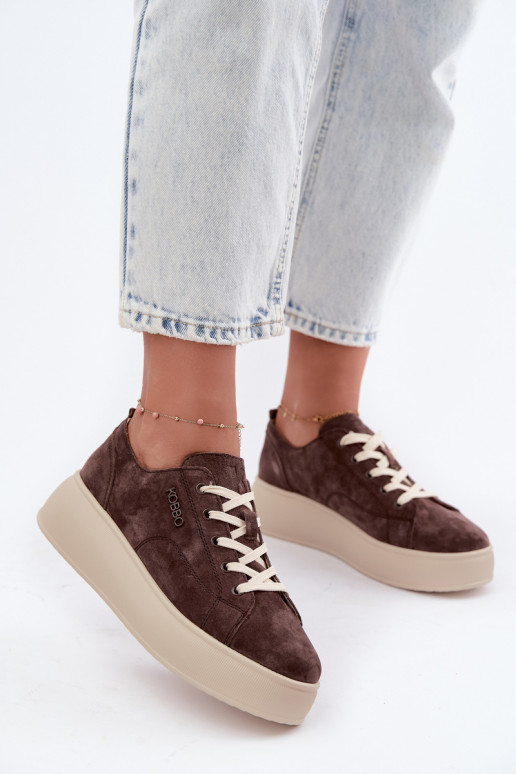 Fauxvelours-Sneaker mit Plateau Kobbo in Schokolade