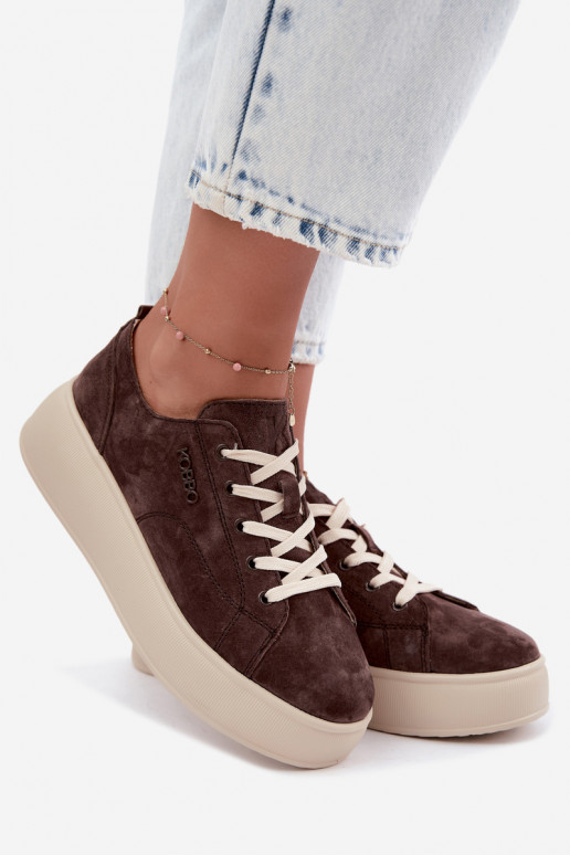 Fauxvelours-Sneaker mit Plateau Kobbo in Schokolade