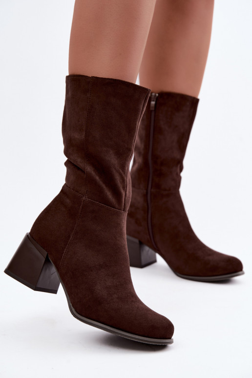 Wärmende lange Stiefel aus Kunstveloursleder Klocke in Schokolade