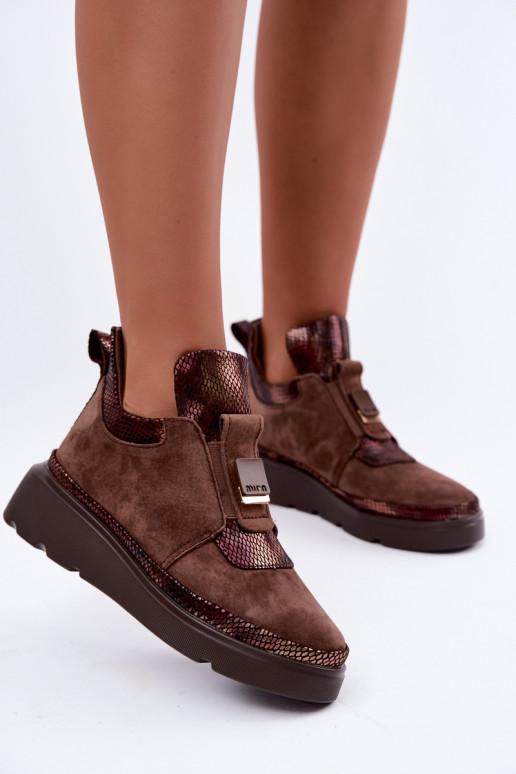 Braune Wildleder-Stiefel mit Plateau T.Sokolski KEN-J26-419