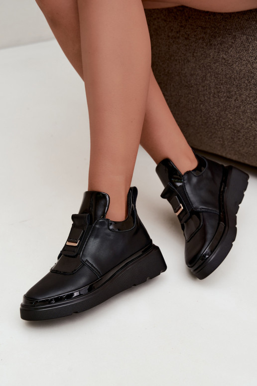 Schwarze Leder-Stiefel mit Plateau T.Sokolski KEN-J26-419