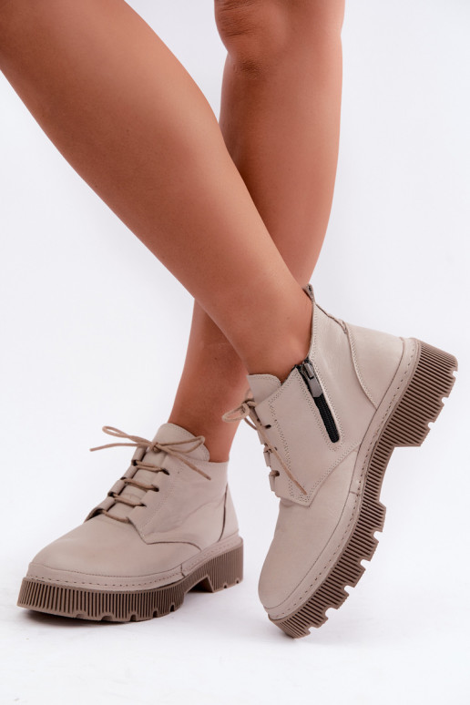 Haut Damenstiefel mit einer Plattform sich Zuarm laufen Artiker 57C2033 graue Farbe