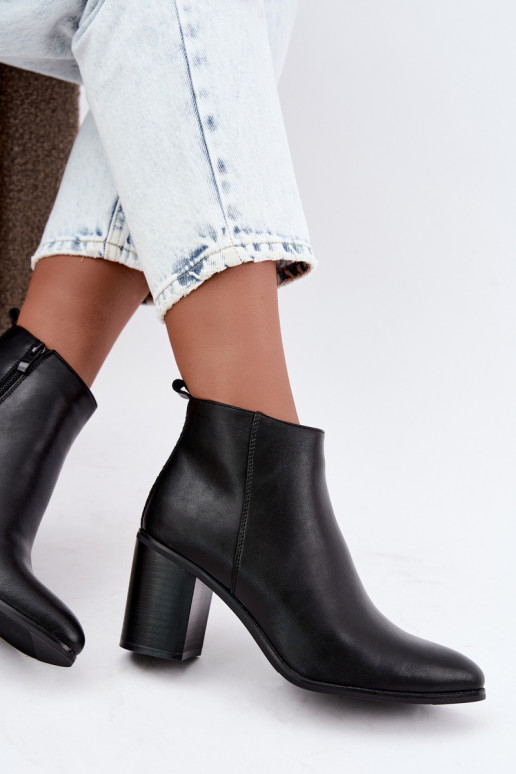 Damen warme Stiefeletten mit Isolierung Sergio Leone BT-50-S in schwarzer Farbe