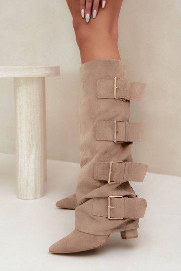 damen kniehohe Stiefel mit genähtem Schaft in Gold mit Schnallen aus Kunstveloursleder in Khaki Isa 2