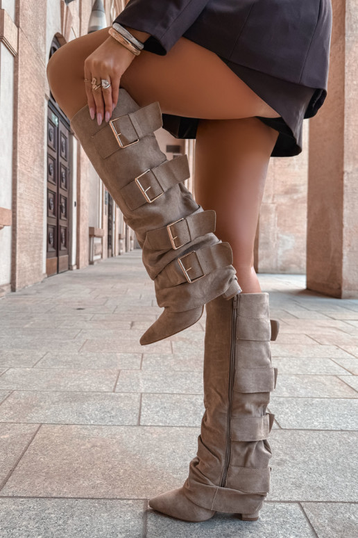 damen kniehohe Stiefel mit genähtem Schaft in Gold mit Schnallen aus Kunstveloursleder in Khaki Isa