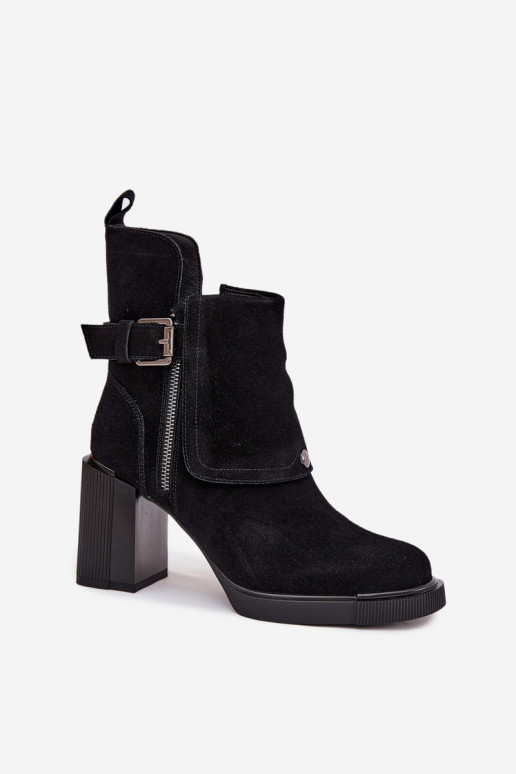 Schwarze Stiefeletten aus Kunstveloursleder mit Absätzen und Schnallen Vinceza 91152