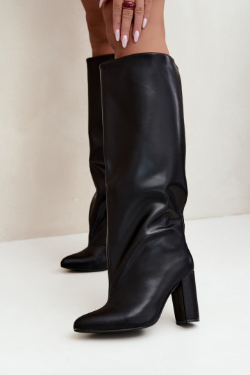 Damen kniehohe Stiefel zum Hineinschlüpfen mit Absätzen in schwarz Emeline 2