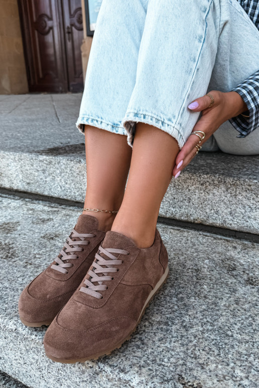 Barefoot Sneaker aus Kunstveloursleder in Braun Zazoo N1422