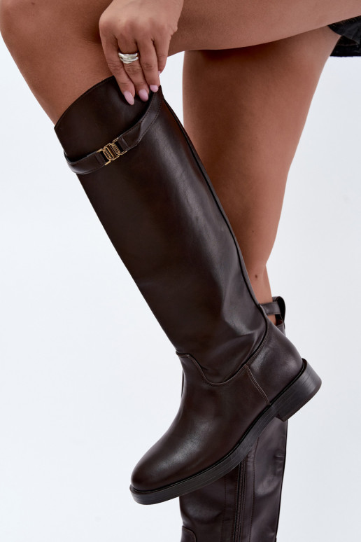 Damen kniehohe Stiefel mit breiten Absätzen und dekorativen Riemen in Schokoladenfarbe Tarelle