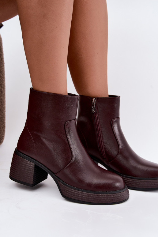 Leder gefütterte Stiefeletten mit Absatz D&A CR62-3369 burgunderrot