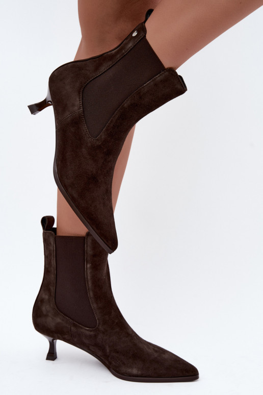 Wärmende Velourslederstiefel mit Absätzen Tai turiciejka K7756-02 in Schokolade