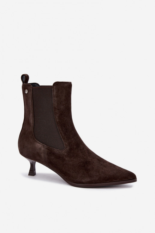 Wärmende Velourslederstiefel mit Absätzen Tai turiciejka K7756-02 in Schokolade