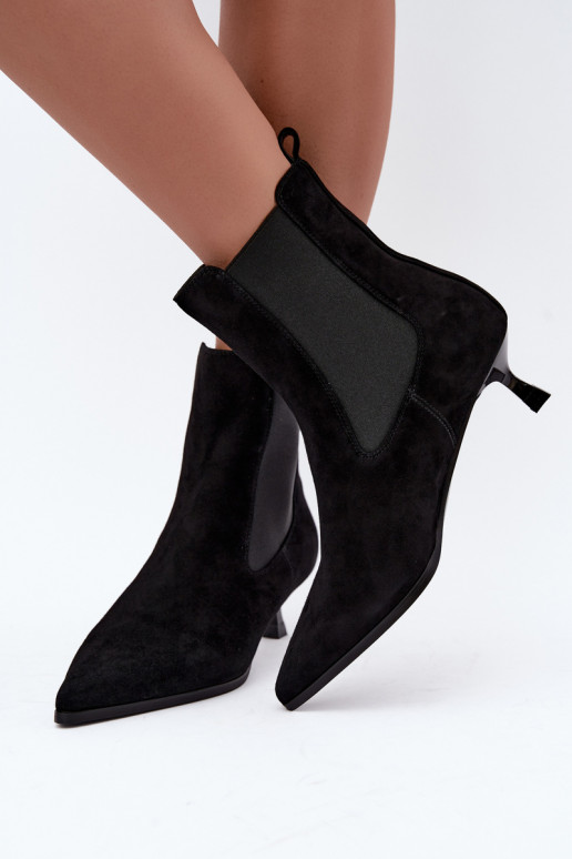 Wärmende Velourslederstiefel mit Absätzen Tai turiciejka K7756-01 in Schwarz