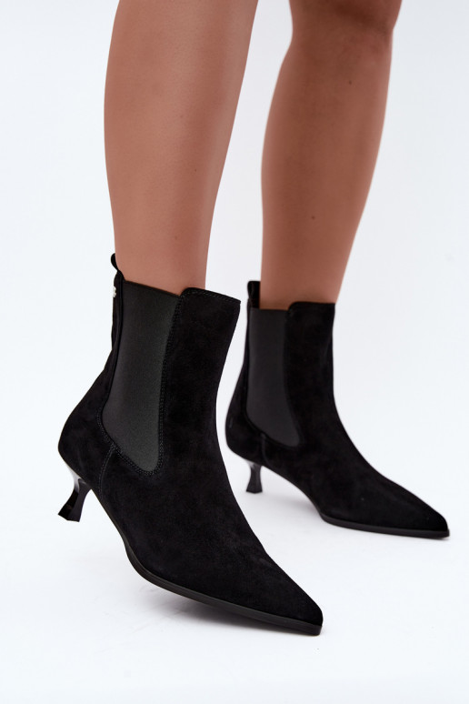 Wärmende Velourslederstiefel mit Absätzen Tai turiciejka K7756-01 in Schwarz