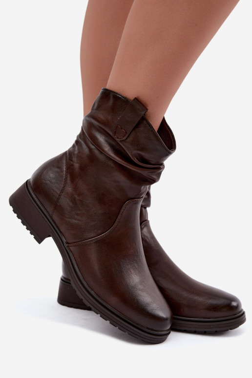 Wärmende Damen-Stiefeletten mit Falten in Schokolade