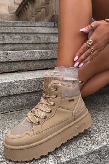Damen Schneestiefel mit Schnürsenkeln und Fell sandfarben Big Star 2