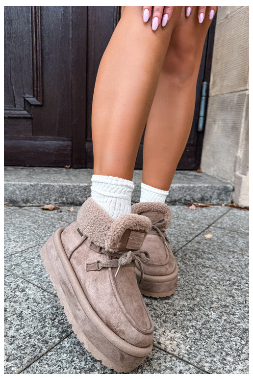 Schneestiefel mit Plattform und Isolierung Big Star UU274215 in Sandfarbe