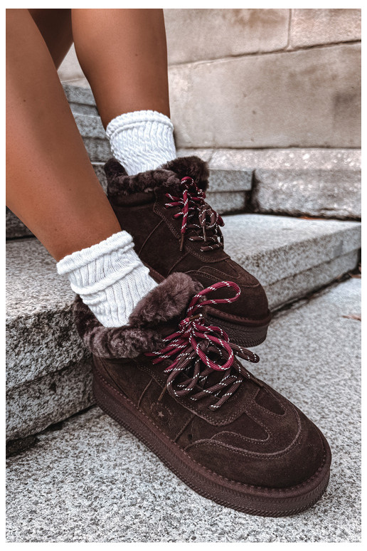 Faux-Suede Schneestiefel für Damen mit Schnürsenkeln Big Star UU274312 in Schokoladenfarbe