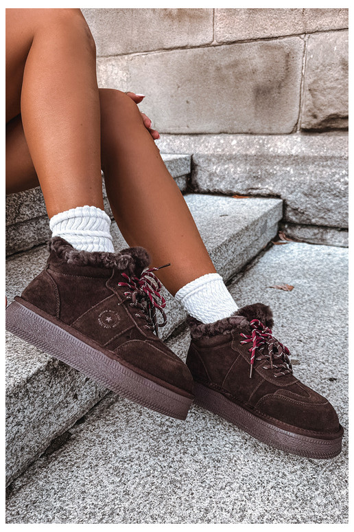 Faux-Suede Schneestiefel für Damen mit Schnürsenkeln Big Star UU274312 in Schokoladenfarbe